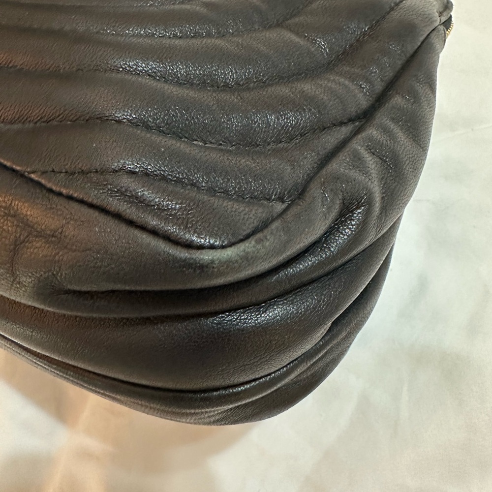 HENRI BENDEL NO. 7 PETITE QUILTED SHOULDER BAG W/ GOLD CHAIN TURQUOISE INTERIOR - Picture 8 of 17